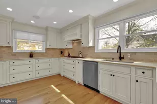 2300 Warren Ct, Silver Spring, MD 20910 - Photo 16