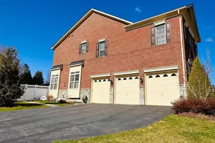 22109 Winding Woods Way, Clarksburg, MD 20871 - Photo 2