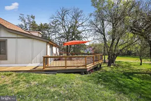 327 S Horners Ln, Rockville, MD 20850 - Photo 30