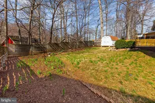 6400 Redwing Rd, Bethesda, MD 20817 - Photo 50