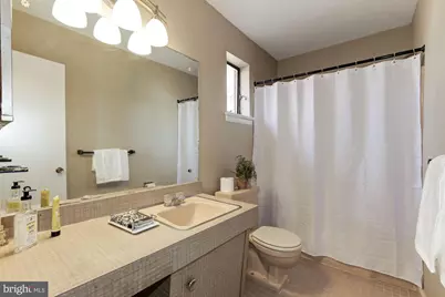 6400 Redwing Road, Bethesda, MD 20817 - Photo 34