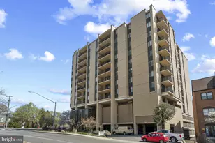 4242 East-West Hwy, Chevy Chase, MD 20815 - Photo 2