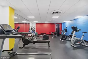 4242 East-West Hwy, Chevy Chase, MD 20815 - Photo 20
