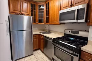 4242 East-West Hwy, Chevy Chase, MD 20815 - Photo 10