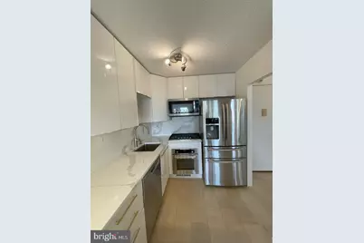 5225 Pooks Hill Road #715N, Bethesda, MD 20814 - Photo 4