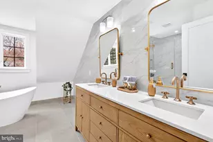 7126 Darby Rd, Bethesda, MD 20817 - Photo 8