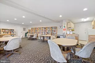 10201 Grosvenor Pl, Rockville, MD 20852 - Photo 28