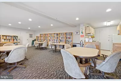 10201 Grosvenor Place #923, Rockville, MD 20852 - Photo 28