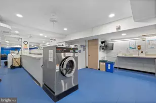 10201 Grosvenor Pl, Rockville, MD 20852 - Photo 24