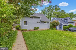 5711 Ridgway Ave, Rockville, MD 20851 - Photo 2