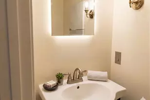 14423 Pebble Hill Ln, North Potomac, MD 20878 - Photo 18