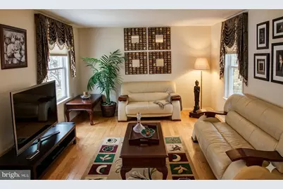 14423 Pebble Hill Lane, North Potomac, MD 20878 - Photo 2