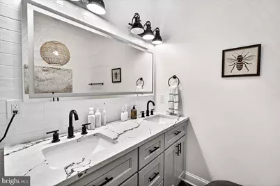 910 Featherstone Street, Gaithersburg, MD 20878 - Photo 20