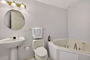 19233 Gunnerfield Ln, Germantown, MD 20874 - Photo 22