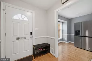 10025 Maple Leaf Dr, Gaithersburg, MD 20886 - Photo 6