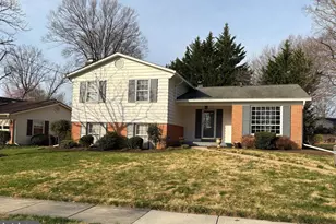 14408 Barkwood Dr, Rockville, MD 20853 - Photo 2