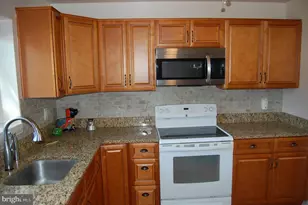 19014 Montgomery Village Ave, Gaithersburg, MD 20886 - Photo 4