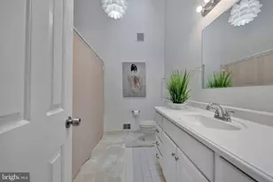 12228 Tildenwood Dr, Rockville, MD 20852 - Photo 34