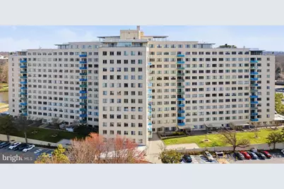 10201 Grosvenor Place #1404, North Bethesda, MD 20852 - Photo 2