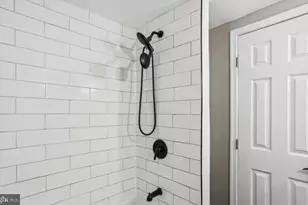 7502 Alfred Dr, Silver Spring, MD 20910 - Photo 14