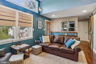 1611 Noyes Dr, Silver Spring, MD 20910 - Photo 8