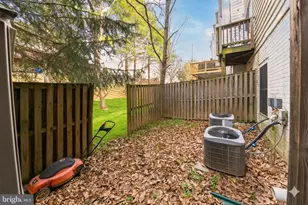 18721 Falling River Dr, Gaithersburg, MD 20879 - Photo 20