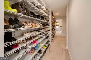 18721 Falling River Dr, Gaithersburg, MD 20879 - Photo 14