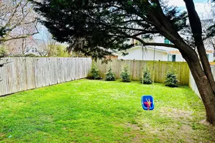 4428 Stanford St, Chevy Chase, MD 20815 - Photo 10