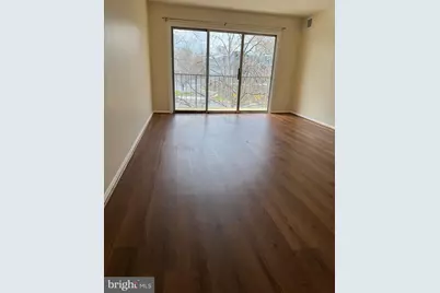 11925 Parklawn Drive #202, Rockville, MD 20852 - Photo 2