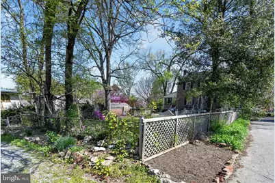 8306 Queen Annes Drive, Silver Spring, MD 20910 - Photo 24