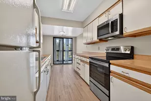 15115 Interlachen Dr, Silver Spring, MD 20906 - Photo 8