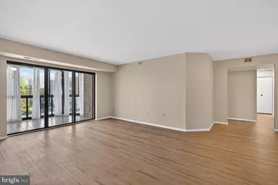 15115 Interlachen Drive #3-521, Silver Spring, MD 20906 - Photo 4
