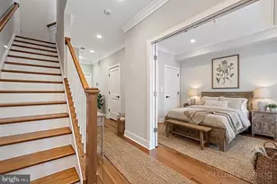 10274 Grosvenor Pl, North Bethesda, MD 20852 - Photo 4