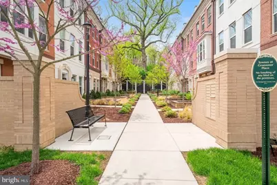 10274 Grosvenor Place, North Bethesda, MD 20852 - Photo 2