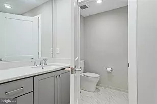10274 Grosvenor Pl, North Bethesda, MD 20852 - Photo 50