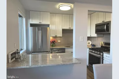 8315 Brook Lane #2-902, Bethesda, MD 20814 - Photo 2