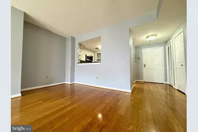 22 Courthouse Square #407, Rockville, MD 20850 - Photo 10