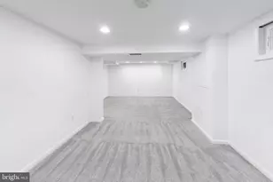 6514 Wilmett Rd, Bethesda, MD 20817 - Photo 26