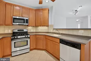 9405 Blackwell Rd, Rockville, MD 20850 - Photo 8