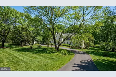 8600 Country Club Drive, Bethesda, MD 20817 - Photo 2