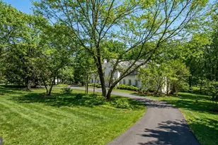 8600 Country Club Dr, Bethesda, MD 20817 - Photo 2