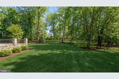 8600 Country Club Drive, Bethesda, MD 20817 - Photo 8