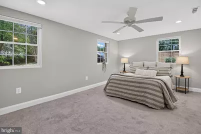 211 Charles Street, Rockville, MD 20850 - Photo 20