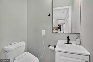 211 Charles St, Rockville, MD 20850 - Photo 12