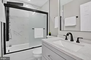 211 Charles St, Rockville, MD 20850 - Photo 16