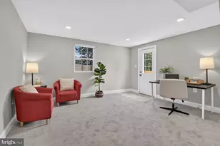 211 Charles St, Rockville, MD 20850 - Photo 18