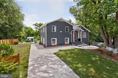 211 Charles Street, Rockville, MD 20850 - Photo 2