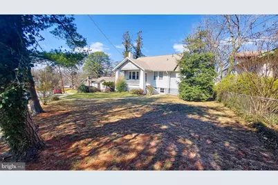 228 Manor Circle #7, Takoma Park, MD 20912 - Photo 2