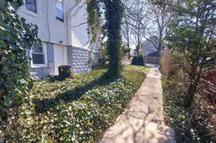 228 Manor Cir, Takoma Park, MD 20912 - Photo 4