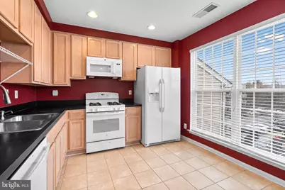 204 Fallsgrove Boulevard #20, Rockville, MD 20850 - Photo 10